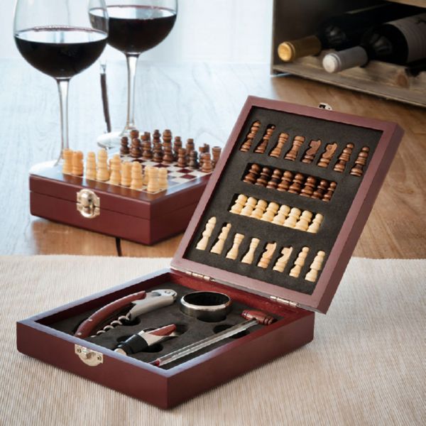 Estuche accesorios vino + juego ajedrez